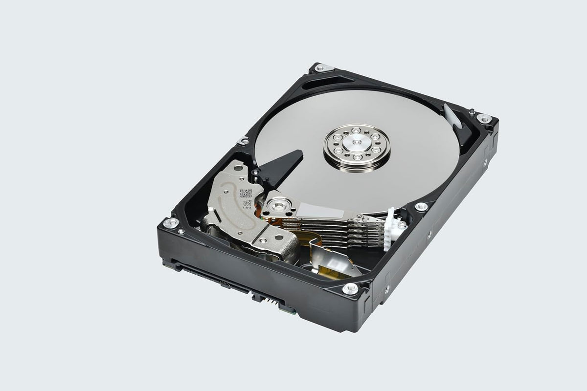 Toshiba X300 8TB Performance & Gaming 3.5-Inch Internal Hard Drive – CMR SATA 6 GB/s 7200 RPM 512 MB Cache - HDWR780XZSTA