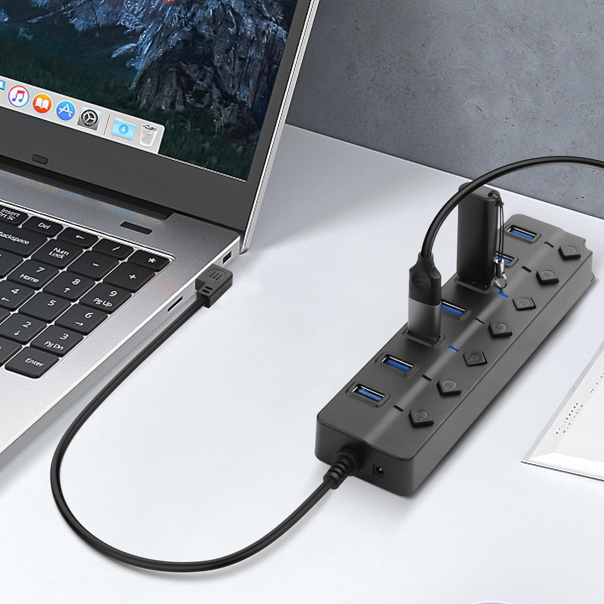 90 Degree USB Hub Splitter YACSEJAO USB 2.0 Data Hub with Individual LED Button On/Off Switch DC5.5 * 2.1 Power Port for Laptop,PC Computer (7 Ports, 0.3M)