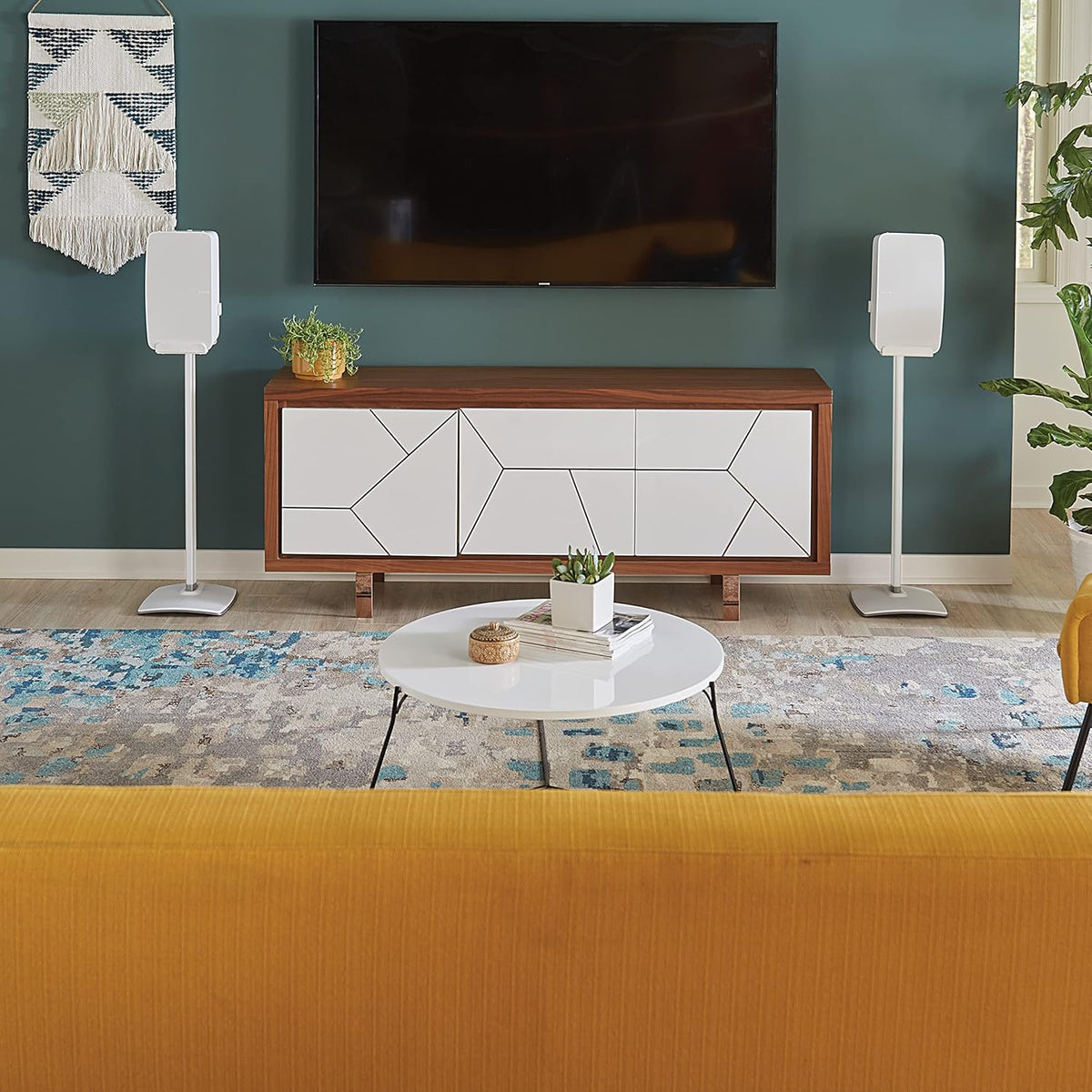 Sanus Wireless Speaker Stand for Sonos Five and Sonos Play:5 - Audio Enhancing Design for Vertical & Horizontal Audio with Built-in Cable Management & Premium Alloy Materials - OSS52 (White)
